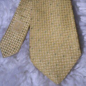 CHANEL RARE Gold  Logo Silk Tie.  Made in Italy